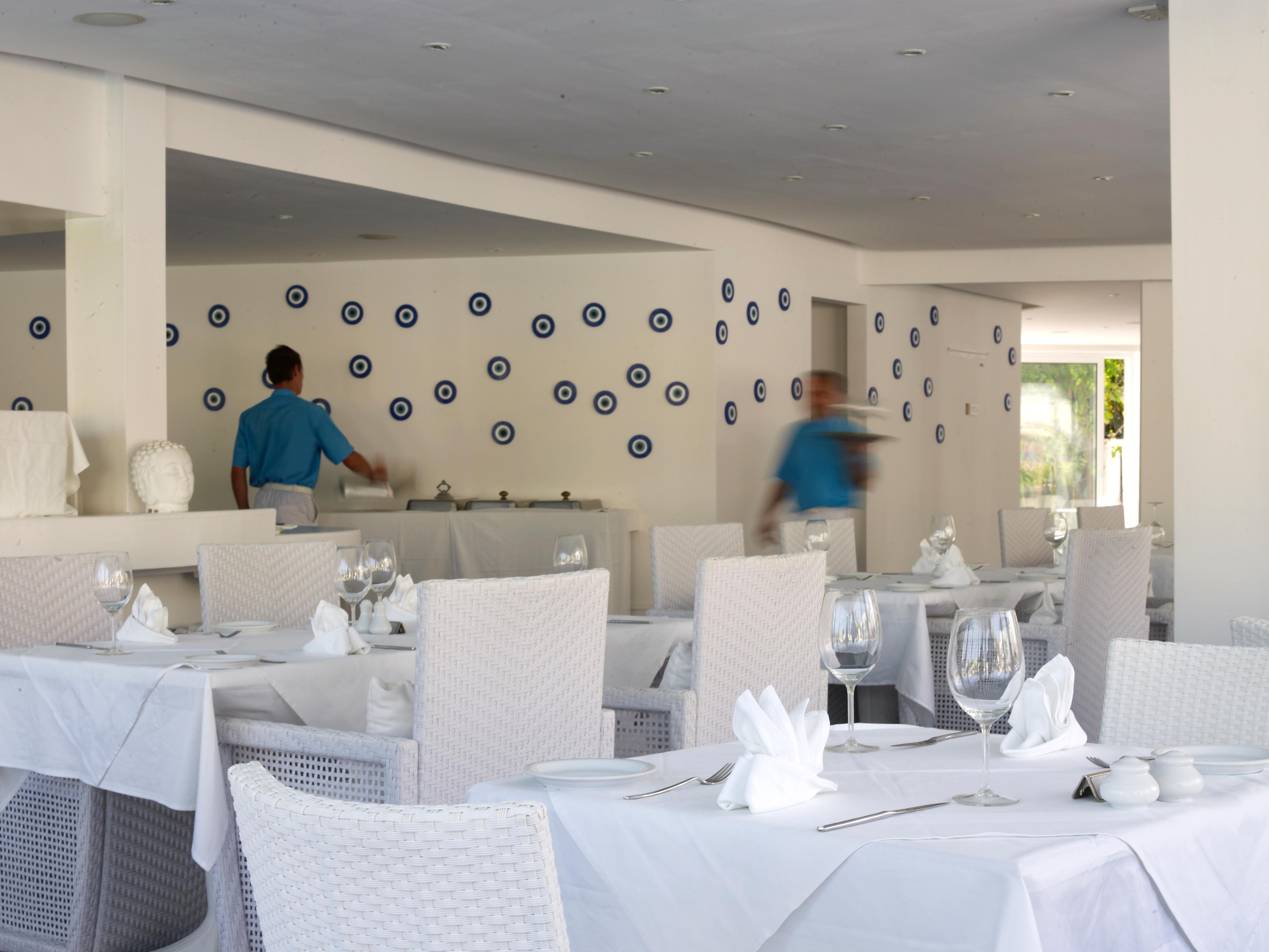 So White Beach Resort Ayia Napa Exterior photo