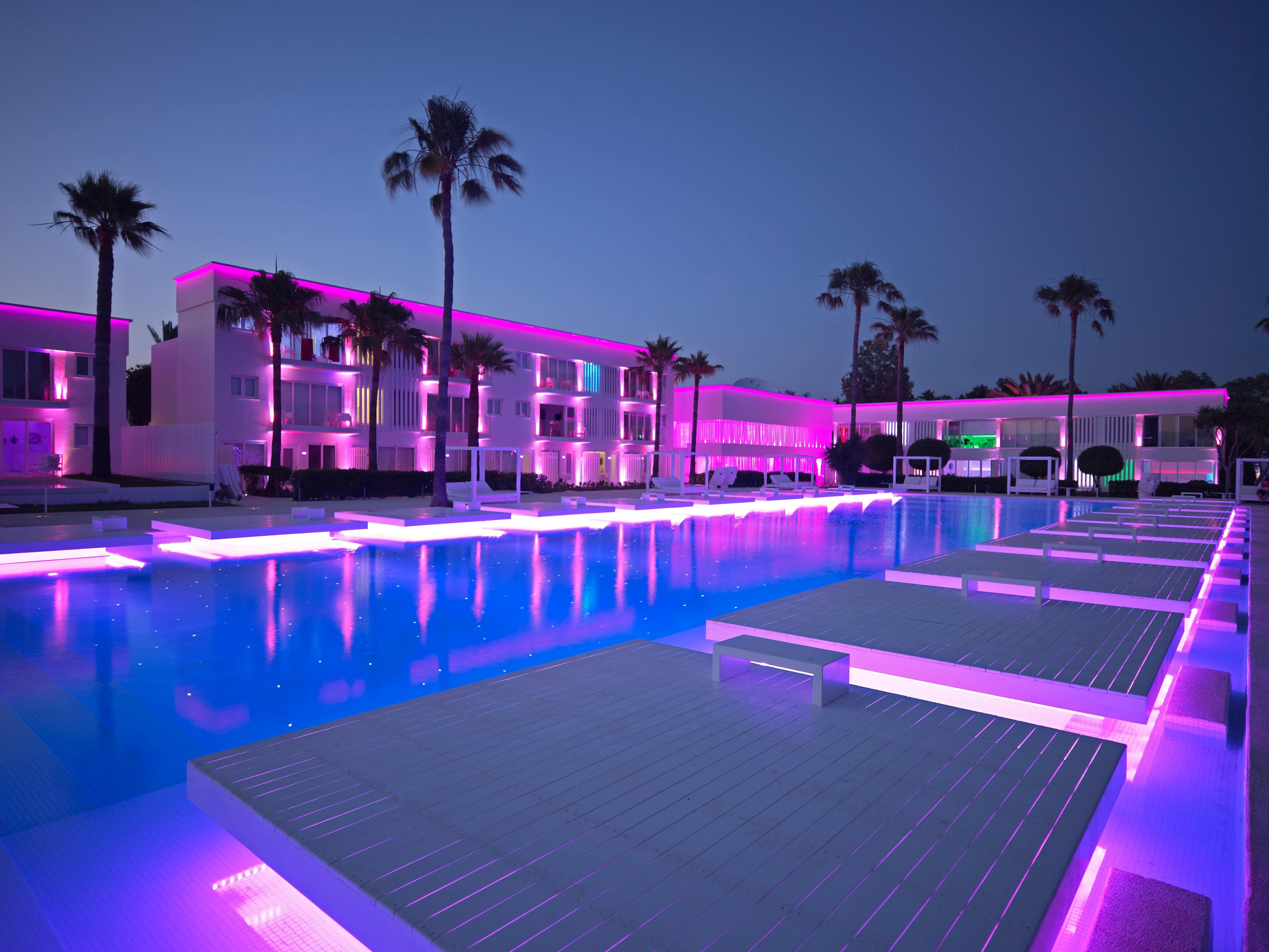 So White Beach Resort Ayia Napa Exterior photo