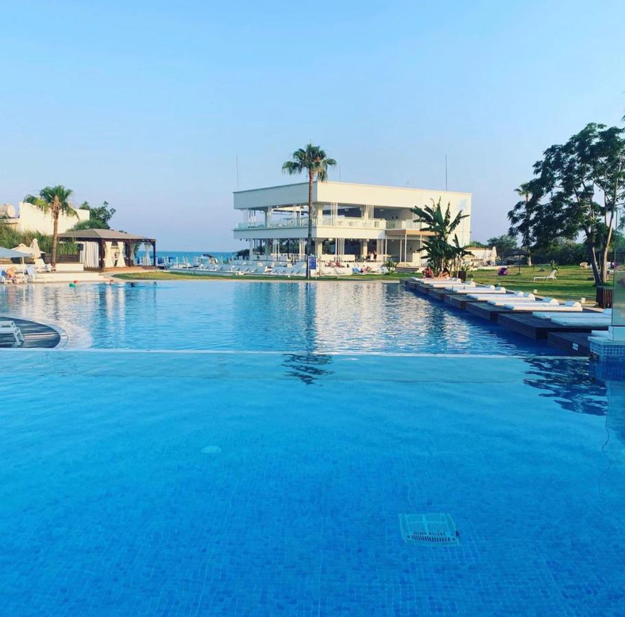 So White Beach Resort Ayia Napa Exterior photo